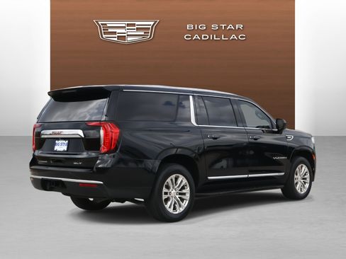 Used 2023 GMC Yukon XL SLT image 5
