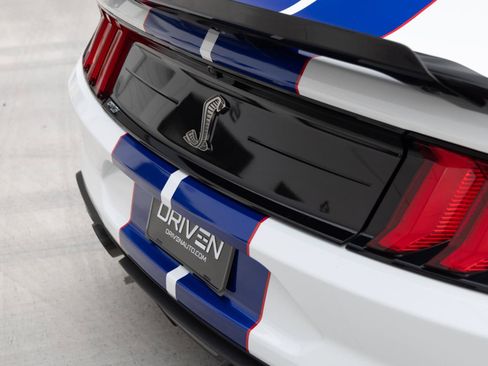 Used 2020 Ford Mustang Shelby GT500 w/ Technology Package RWD image 13