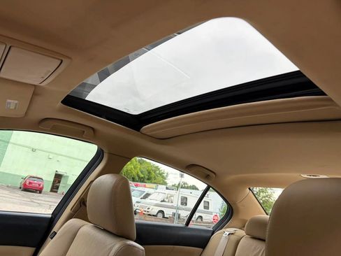 Used 2011 Honda Accord EX-L image 19