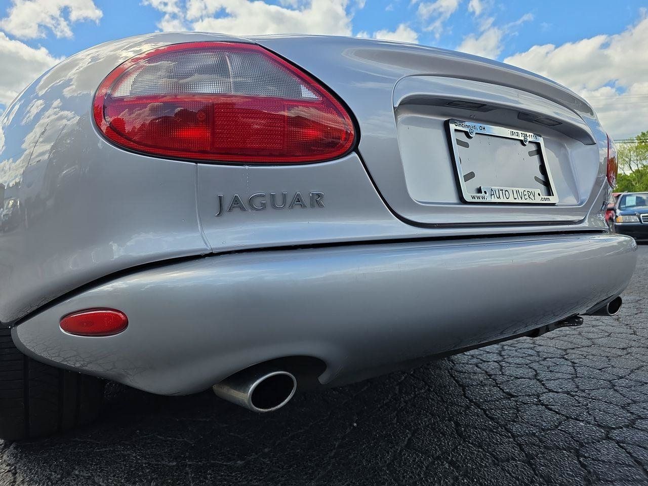 Used 2000 Jaguar XK8 Convertible RWD image 37