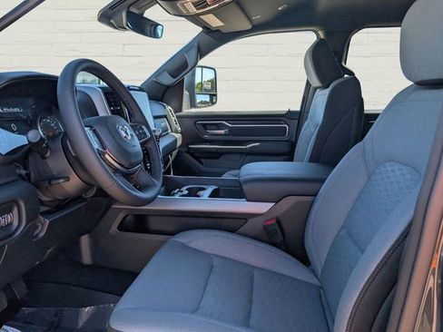 New 2026 RAM 1500 4x4 Crew Cab image 10
