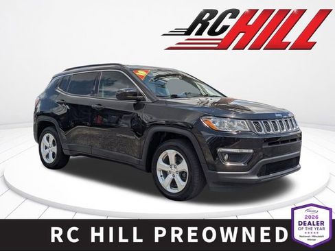 Used 2018 Jeep Compass Latitude w/ Popular Equipment Group FWD image 1