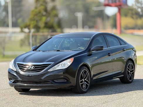 Used 2012 Hyundai Sonata GLS w/ Popular Equipment Pkg FWD image 6