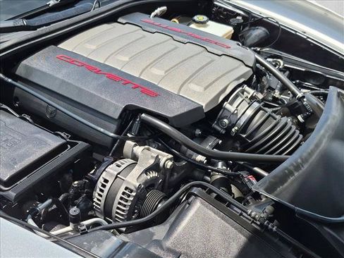 Used 2019 Chevrolet Corvette Stingray Convertible w/ 2LT Preferred Equipment Group RWD image 21