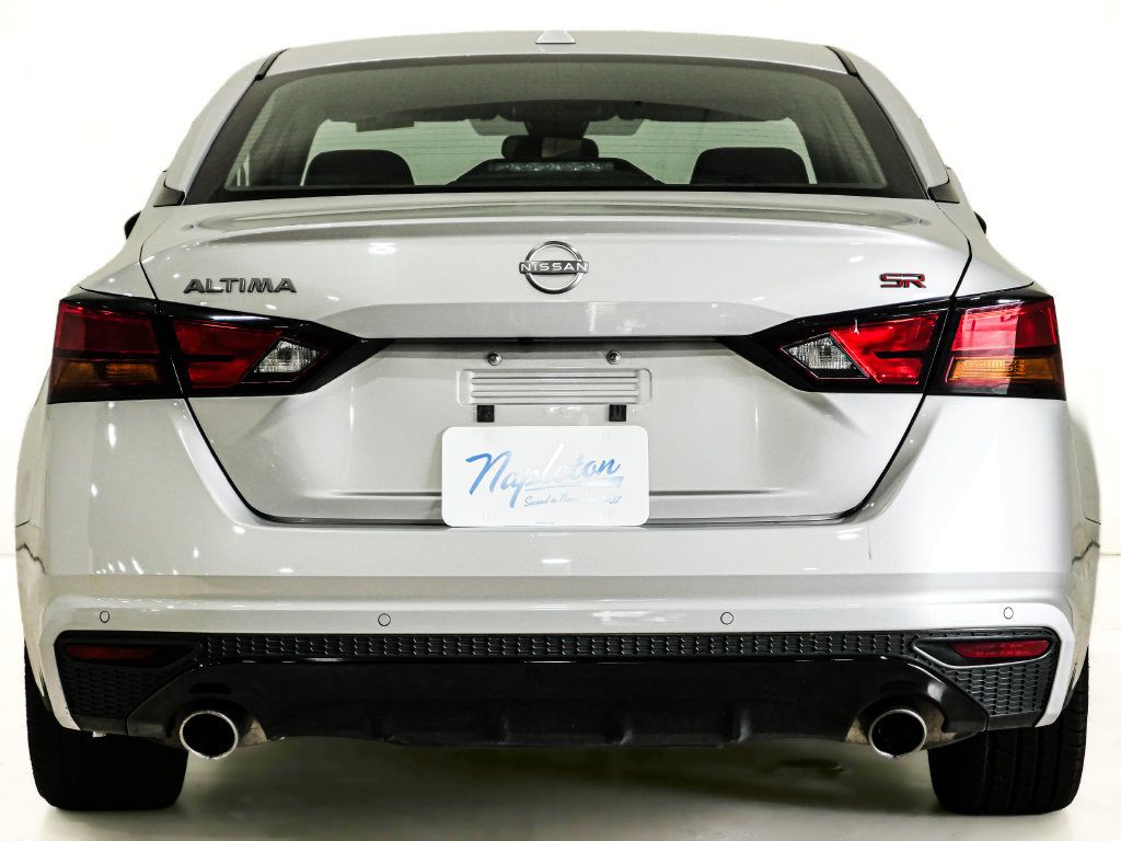 Used 2024 Nissan Altima 2.5 SR FWD image 7