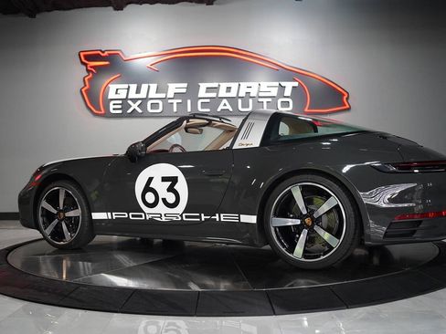 Used 2021 Porsche 911 Targa 4S Heritage Design AWD/4WD image 3