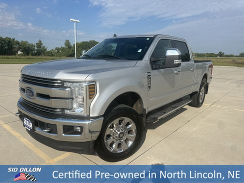 Used 2019 Ford F250 Lariat w/ Chrome Package image 1