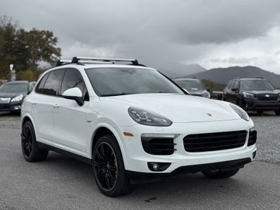 Used 2018 Porsche Cayenne S Platinum