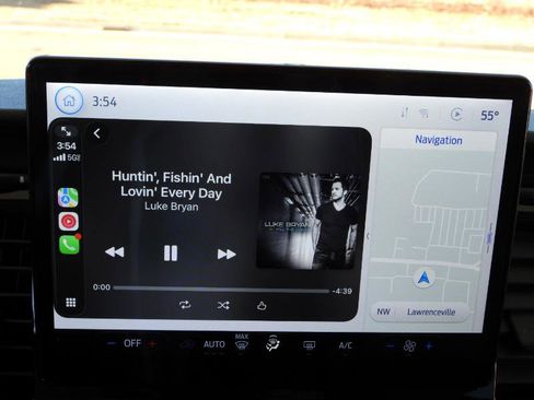 Used 2023 Ford Transit 350 XLT image 40