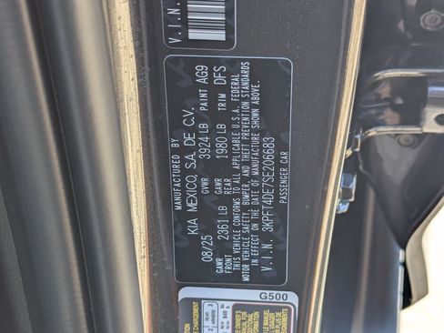 Certified 2025 Kia K4 LXS image 32