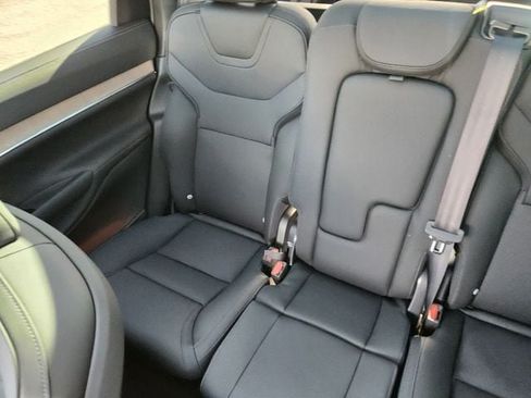 New 2025 Volvo EX90 Plus w/ Protection Package Premier AWD/4WD image 12