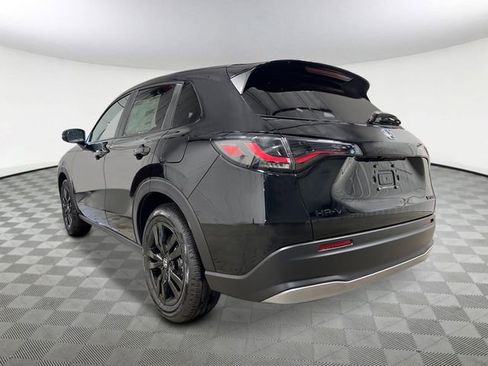 New 2026 Honda HR-V Sport image 4