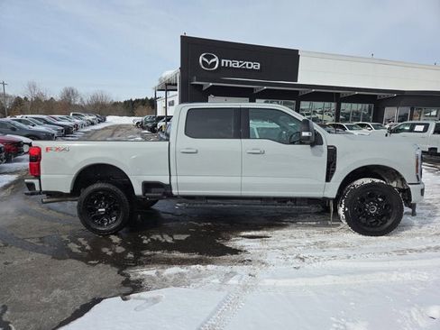 Used 2025 Ford F350 Lariat w/ Lariat Ultimate Package image 6