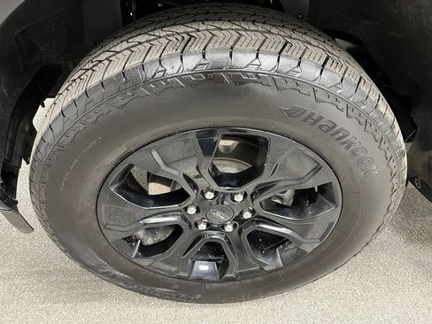 Used 2023 Ford F150 Lariat w/ Equipment Group 502A High AWD/4WD image 15