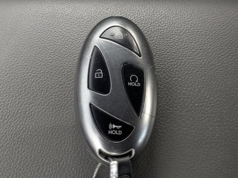 Used 2025 Hyundai Elantra SEL FWD image 33