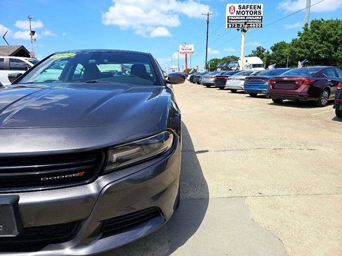 Used 2021 Dodge Charger SXT w/ Leather Interior Group image 7