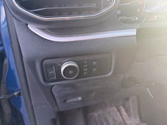 Used 2020 Ford Explorer XLT w/ Equipment Group 202A AWD/4WD image 9