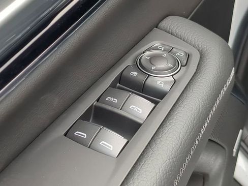 New 2026 GMC Yukon Denali w/ Sun & Power Step Package image 21