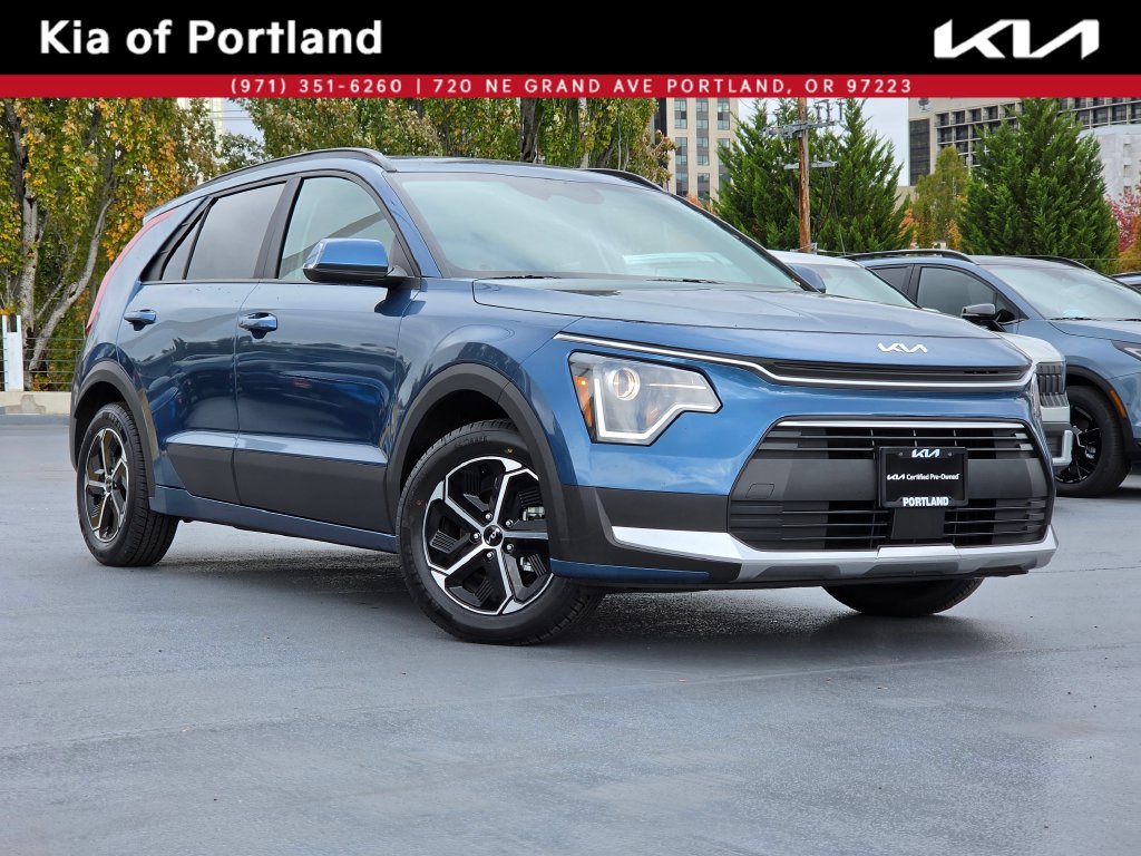 Certified 2025 Kia Niro EX FWD 360° Tour