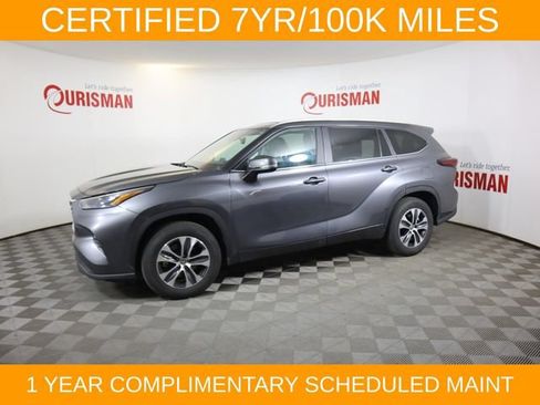 Used 2024 Toyota Highlander XLE FWD image 5