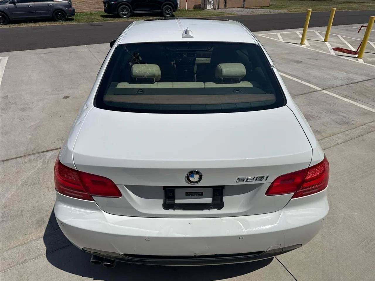 Used 2013 BMW 328i xDrive Coupe AWD/4WD image 11