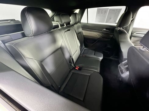 Used 2023 Volkswagen Atlas Cross Sport SEL image 27