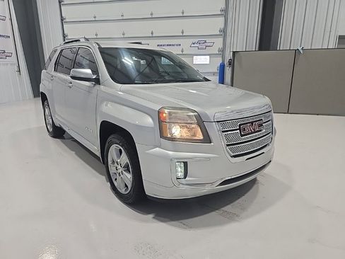 Used 2016 GMC Terrain Denali image 9