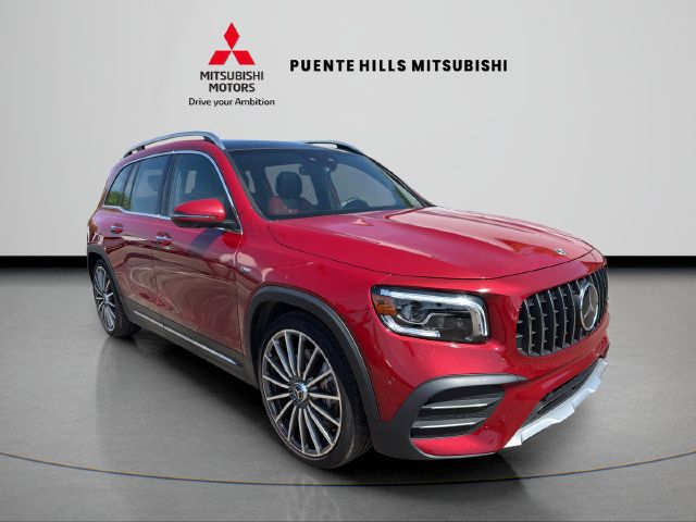 Used 2023 Mercedes-Benz GLB 35 AMG 4MATIC image 3