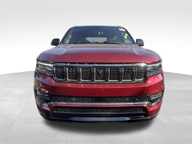 Used 2025 Jeep Grand Wagoneer Series III w/ Rear Seat Video Group 1 AWD/4WD image 10