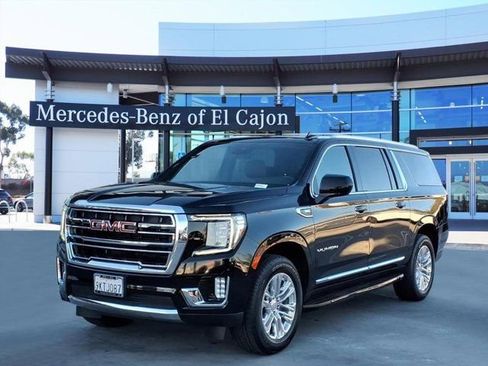 Used 2024 GMC Yukon XL SLT image 1