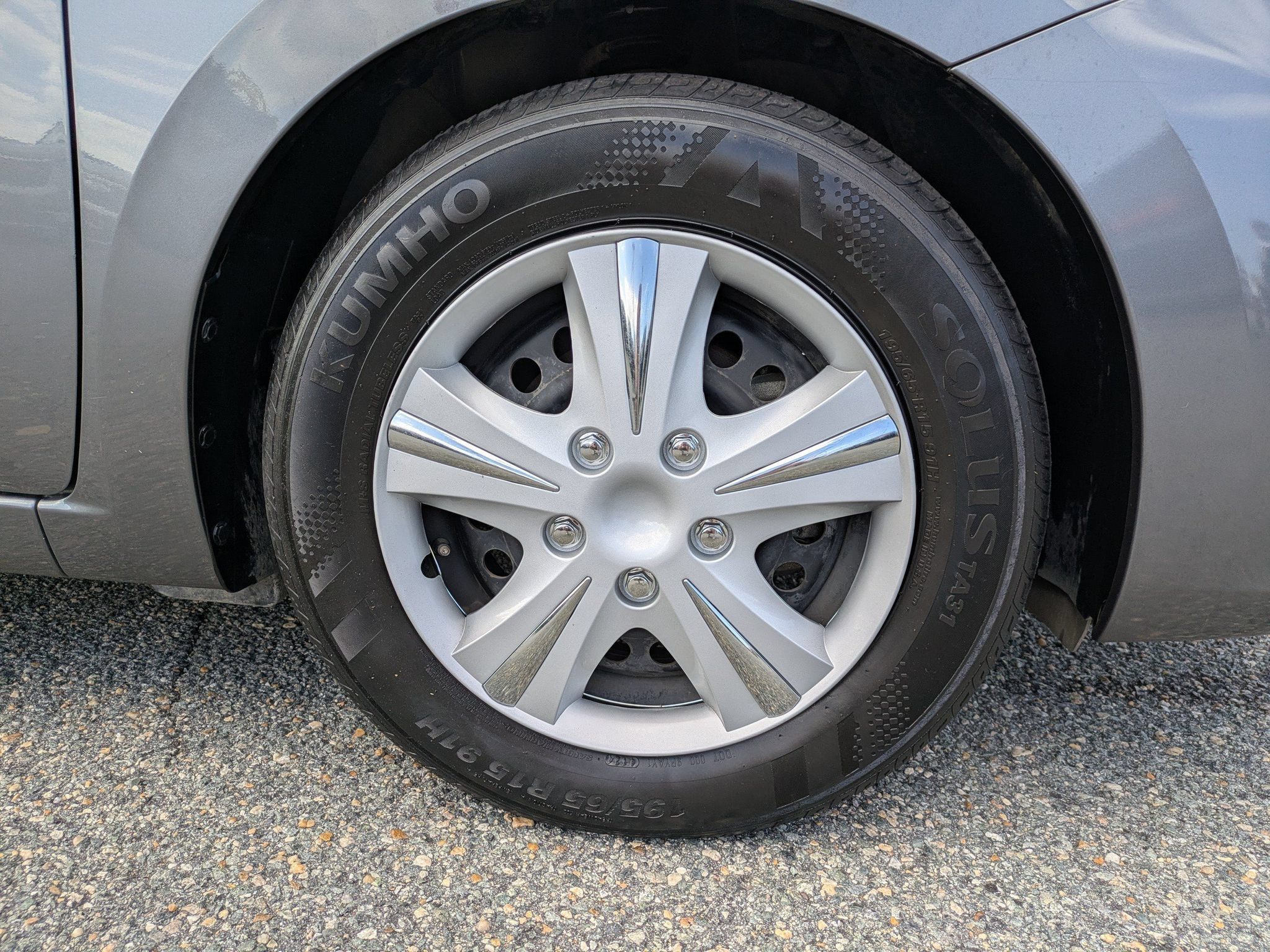 Certified 2025 Nissan Versa S FWD image 12