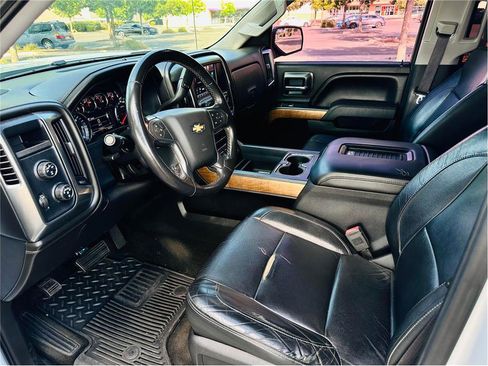 Used 2016 Chevrolet Silverado 1500 LTZ image 5