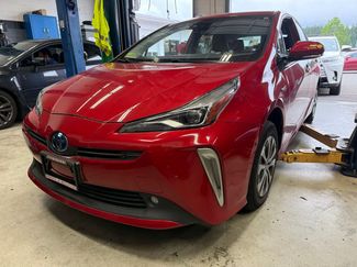 Used 2019 Toyota Prius XLE w/ Advanced Technology Package AWD/4WD video 1