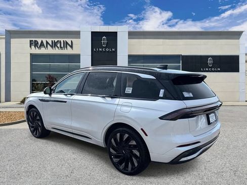 New 2026 Lincoln Nautilus Black Label w/ Jet Appearance Package AWD/4WD image 5
