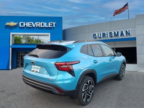 New 2026 Chevrolet Trax RS image 3