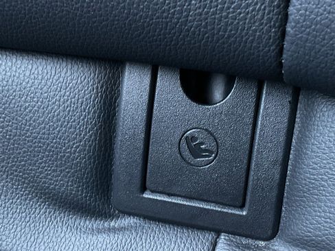 Used 2025 Toyota Camry SE image 16