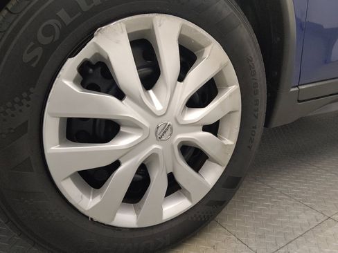 Used 2017 Nissan Rogue S FWD image 31