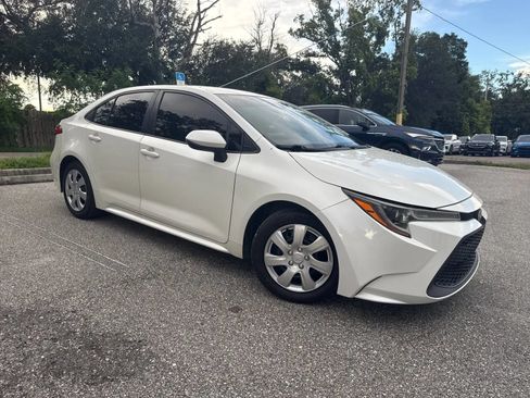 Used 2020 Toyota Corolla LE FWD image 8