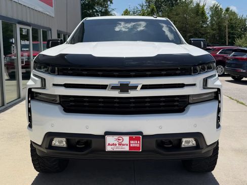 Used 2020 Chevrolet Silverado 1500 RST AWD/4WD image 3
