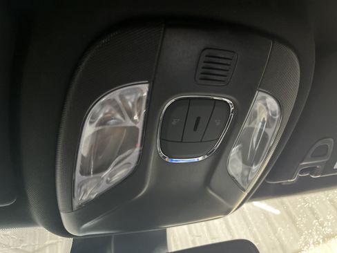 Used 2023 Jeep Compass Limited AWD/4WD image 27