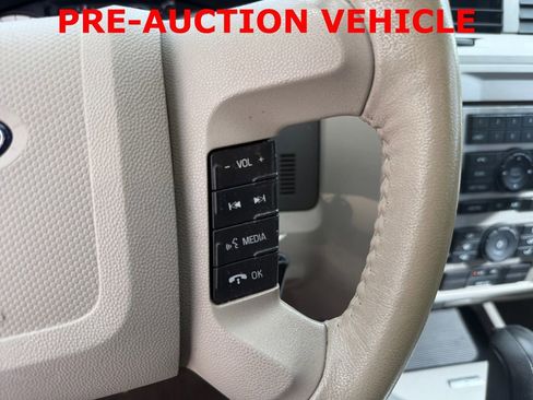Used 2012 Ford Escape XLT FWD image 21