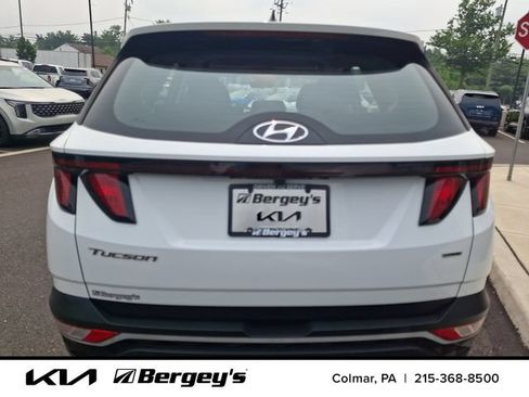 Used 2024 Hyundai Tucson SE AWD/4WD image 6