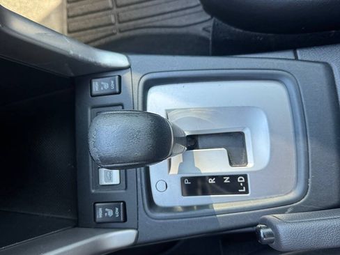Used 2016 Subaru Forester 2.5i Limited AWD/4WD image 17