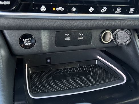 Certified 2025 Nissan Rogue Platinum AWD/4WD image 18