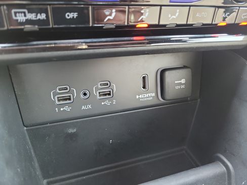 Used 2022 Jeep Grand Cherokee Limited 4xe w/ MOPAR Finishing Package AWD/4WD image 28