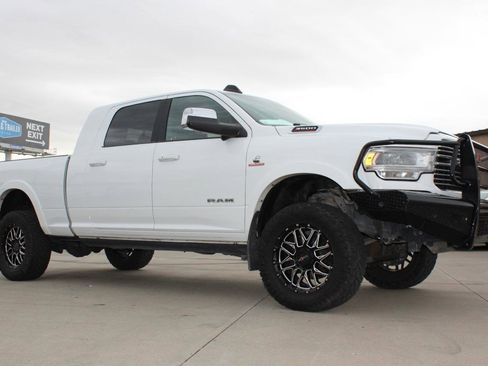 Used 2022 RAM 3500 Laramie AWD/4WD image 48