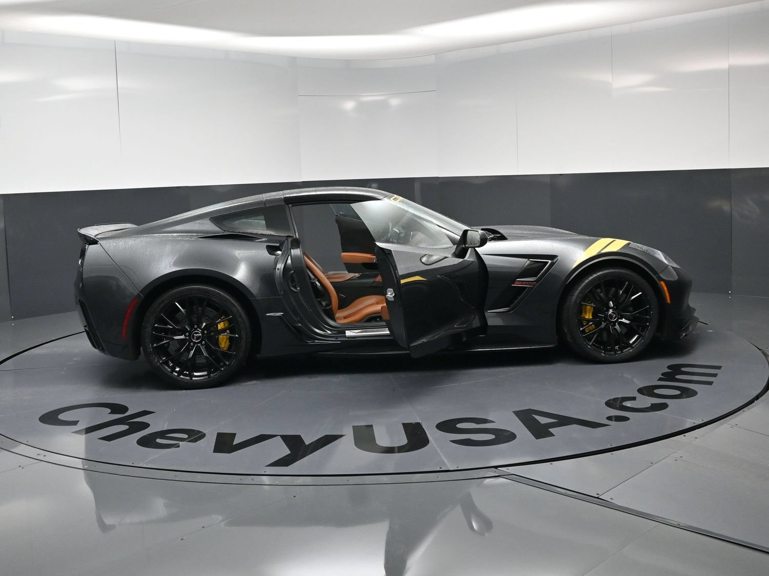 Used 2018 Chevrolet Corvette Grand Sport RWD image 25