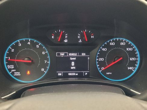 Used 2018 Chevrolet Equinox LT FWD image 23
