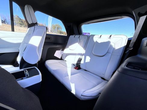 New 2026 Lincoln Aviator Black Label w/ Jet Appearance Package image 12