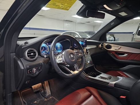 Used 2022 Mercedes-Benz GLC 300 image 5
